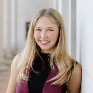 Meet your Posher, Avery